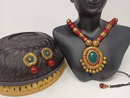 Terracotta Boho Style Long Necklace Set With Studs-Dark Green,Red And Gold For Discount